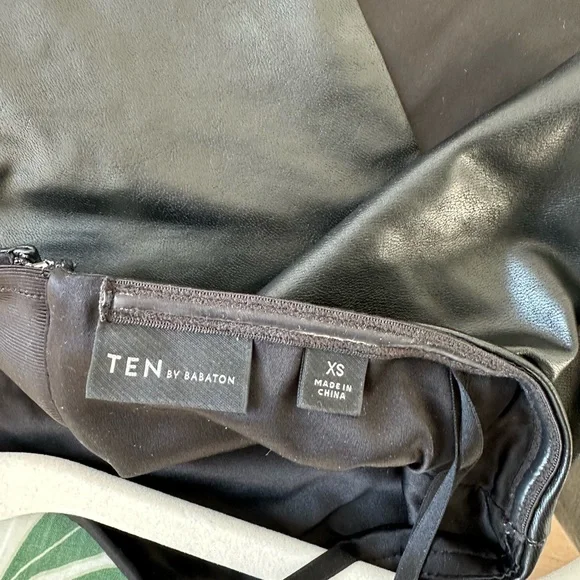 Aritzia Black Leather Tube Top - Picture 4 of 4